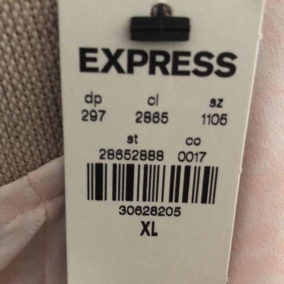 Never worn beautiful Express top - Picture 6 of 6